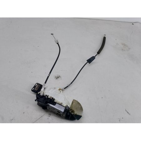 ZAMEK DRZWI LEWY PRZÓD PEUGEOT 5008 1.6 VTI 120KM 1.6 VTI 2009 PSA825158 KTV 120 3248 