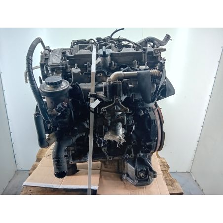 SILNIK TOYOTA AVENSIS II T25