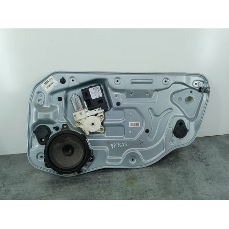 PODNOŚNIK SZYBY PRAWY PRZÓD Z STELAŻEM VOLVO V50