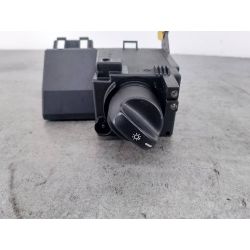 WŁĄCZNIK ŚWIATEŁ MERCEDES-BENZ KLASA E W210 2.0 16V KOMPRESOR 163KM2.0 16V E200200021054501047441633544                                            