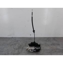 ZAMEK DRZWI PRAWY PRZÓD KIA CEE'D I 1.6 DOHC 126KM1.6 16V2008B61263223                                            