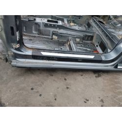 PRÓG LEWY VW BEETLE 2.0 TSI 200KM 2.0 TSI2011LD7X2003493                                            