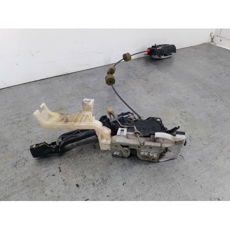 ZAMEK DRZWI PRAWY PRZÓD FORD MONDEO MK3