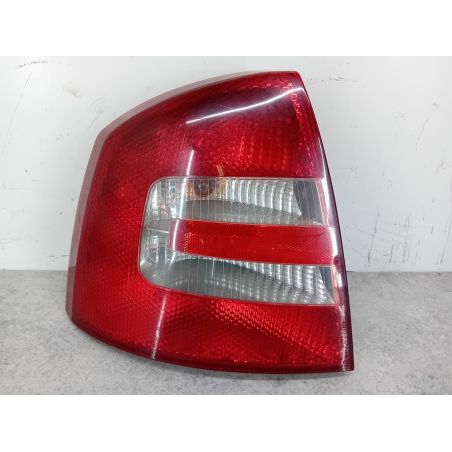 LAMPA TYLNA LEWA SKODA OCTAVIA II 1.9 TDI 105KM 1.9 TDI 2005 1Z5945095A  1Z5945111A LF8F 105 3572 