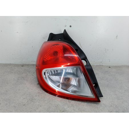 LAMPA TYLNA LEWA RENAULT CLIO III FL 1.2 16V 2010 8200886944 020300999  MAKD NV676 75 3705 