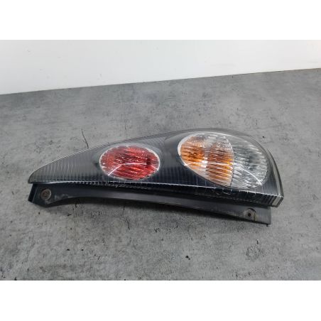 LAMPA TYLNA PRAWA PEUGEOT 107 FL 1.0 12V 68KM 1.0 12V 2008 81550-0H060 ELX 68 3851 