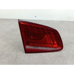 LAMPA TYLNA LEWA W KLAPE VW PASSAT B7 2.0 TDI 140KM2.0 TDI20123AE945307  LA7W1403816                                            