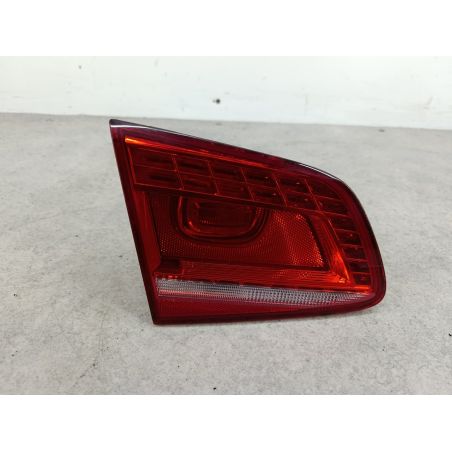 LAMPA TYLNA LEWA W KLAPE VW PASSAT B7 2.0 TDI 140KM 2.0 TDI 2012 3AE945307   LA7W 140 3816 