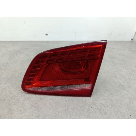 LAMPA TYLNA PRAWA W KLAPE VW PASSAT B7 2.0 TDI 140KM 2.0 TDI 2012 3AE945308A   LA7W 140 3816 