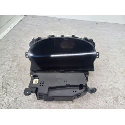 LICZNIK TOYOTA YARIS I 1.3 16V 86KM1.3 16V200083800-52120   457300-01478K8863854                                            