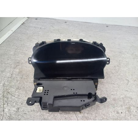 LICZNIK TOYOTA YARIS I