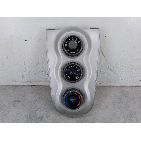 PANEL NAWIEWU TOYOTA YARIS II