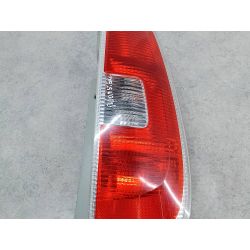 LAMPA TYLNA PRAWA SKODA ROOMSTER 1.4 TDI 70KM1.4 TDI20085J7945096 5J7945112 LF9E693860                                            