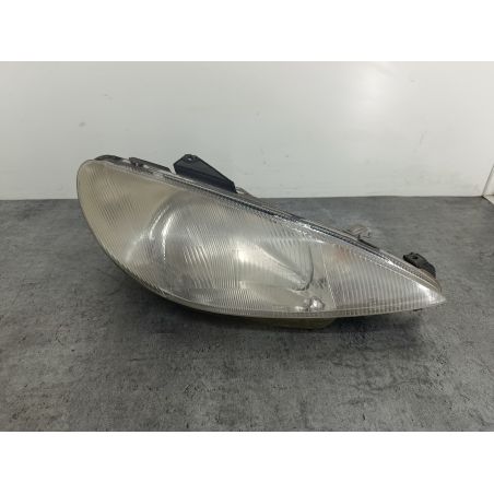 LAMPA PRZÓD PRAWA PEUGEOT 206 1.4 HDI 70KM 1.4 HDI 70 3790 