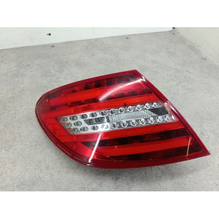 LAMPA TYLNA LEWA MERCEDES-BENZ KLASA C W204 1.6 156KM 1.6 16V C180 2013 2049060403 755 156 3773 