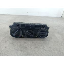 PANEL NAWIEWU VW GOLF V 1.4 16V 75KM1.4 16V2006747310-00L041753636                                            