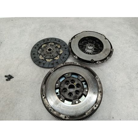 KOŁO DWUMASOWE KOMPLETNE VW GOLF V 2.0 TDI 170KM 2.0 TDI 2008 415043110  124035410  324035510 LC9Z 170 3637 