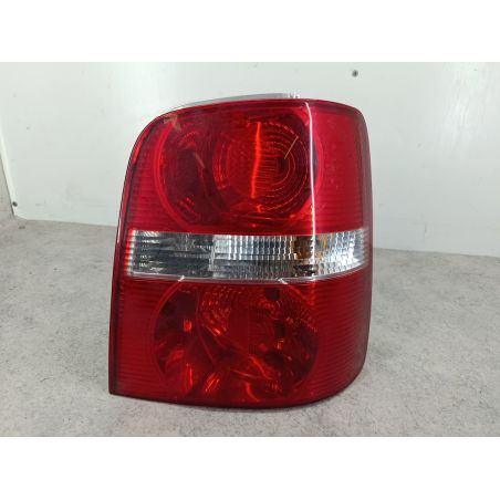 LAMPA TYLNA PRAWA VW TOURAN I