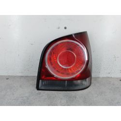 LAMPA TYLNA PRAWA VW POLO 9N FL IV 1.2 6V 54KM1.2 6V2006606945096M 606945112FL041543718                                            