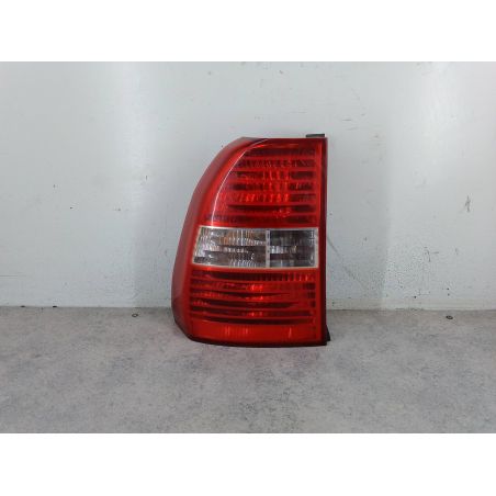 LAMPA TYLNA LEWA KIA SPORTAGE II 2.0 CRDI 112KM 2.0 CRDI 2006 9P 112 3232 