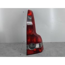 LAMPA TYLNA PRAWA VOLVO V50 1.6 D 109KM1.6 D2006452-461093862                                            