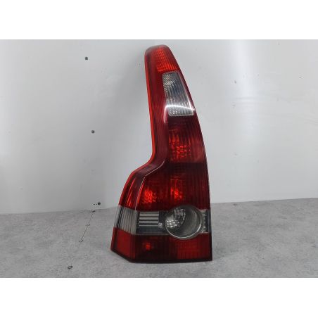 LAMPA TYLNA LEWA VOLVO V50
