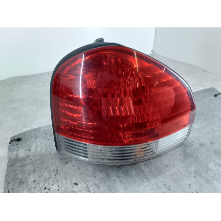 LAMPA TYLNA PRAWA HYUNDAI SANTA FE I