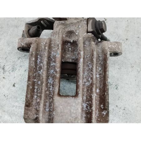 ZACISK HAMULCOWY PRAWY TYŁ AUDI A3 8L