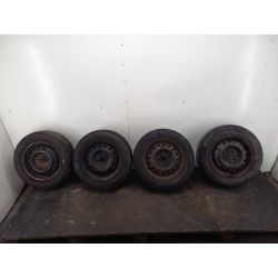 FELGI STALOWE KOMPLET 14 Z OPONAMI TOYOTA YARIS I 1.0 16V 68KM1.0 16V200221406611996837265.5"                                            
