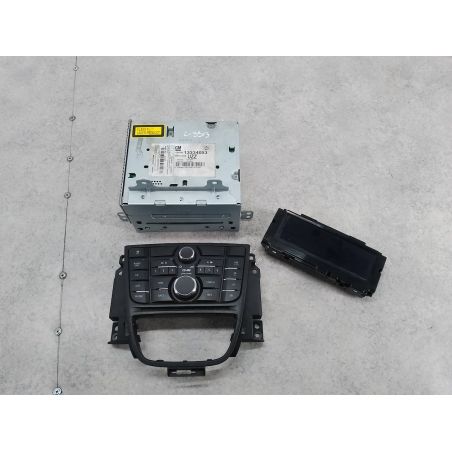 ZESTAW MULTIMEDIALNY OPEL ASTRA J 1.6 16V 115KM 1.6 16V 2010 13334053 13267984 13337218  Z167 115 3903 
