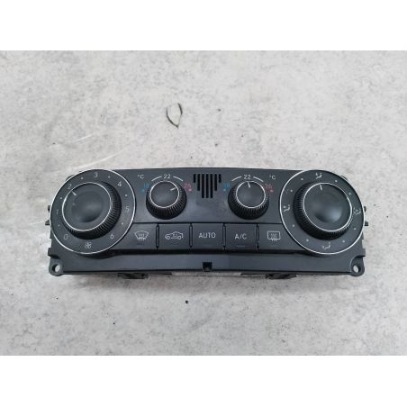 PANEL NAWIEWU MERCEDES-BENZ CLK W 209 2.2 CDI CLK 220 2008 A2038304085  C197 150 3696 