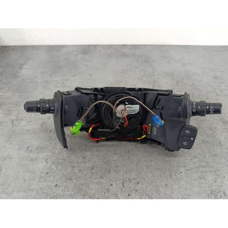 PRZEŁĄCZNIK ZESPOLONY RENAULT CLIO III 1.5 DCI 68KM 1.5 DCI 2010 8200906769  88104021080 OV369 68 3632 