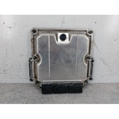 KOMPUTER, STEROWNIK RENAULT TRAFIC II 1.9 DCI 102KM 1.9 DCI 2002 8200118526 HOM8200051608 0281010632  BOSCH 0D31 102 3788 