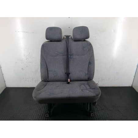 FOTEL PRAWY PASAŻERA RENAULT TRAFIC II 1.9 DCI 102KM 1.9 DCI 2002 0D31 102 3788 