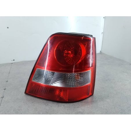 LAMPA TYLNA PRAWA KIA SORENTO I 2.4 139KM 2.4 16V 2004 CY 139 3882 