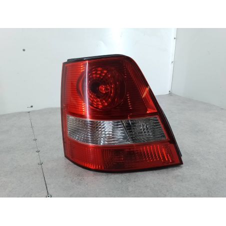 LAMPA TYLNA LEWA KIA SORENTO I 2.4 139KM 2.4 16V 2004 CY 139 3882 