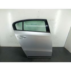 DRZWI TYŁ PRAWY VW PASSAT B7 2.0 TDI 140KM2.0 TDI2012LA7WLA7W1403816                                            