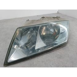 LAMPA PRZÓD LEWA SKODA OCTAVIA II 1.9 TDI 105KM1.9 TDI20051Z1941015 VP4SHX-13006-AALF9R1054061                                            