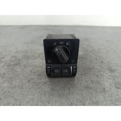 WŁĄCZNIK ŚWIATEŁ OPEL ASTRA G 1.7 16V DTI Y17DT 75KM1.7 DTI200209133249  09138347Z20R753964                                            