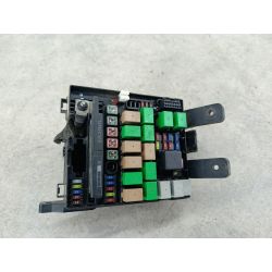 SKRZYNKA BEZPIECZNIKÓW ZEWNĘTRZNA KIA SPORTAGE III 2.0 16V201391400-3U074BE1634000                                            