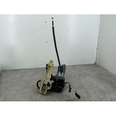 ZAMEK DRZWI PRAWY PRZÓD KIA SPORTAGE III 2.0 16V 2013 81320-3U010 BE 163 4000 