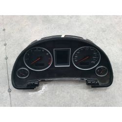 LICZNIK AUDI A4 B6 2.0 20V 131KM2.0 20V20018E0920900FY7W1314064                                            