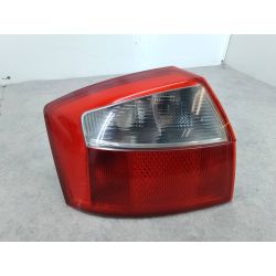 LAMPA TYLNA LEWA AUDI A4 B6 2.0 20V 131KM2.0 20V2001153929 HELLAY7W1314064                                            