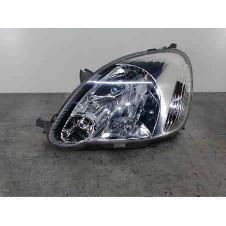 LAMPA PRZÓD LEWA TOYOTA YARIS I LIFT 1.0 16V 2003 209 65 3820 
