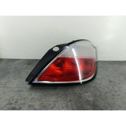 LAMPA TYLNA PRAWA OPEL ASTRA H 1.7 CDTI 100KM1.7 CDT200424451837  008653-02Z1631003869                                            