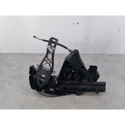 ZAMEK DRZWI PRAWY PRZÓD VOLVO V50 2.0 D 136KM2.0 D200430663577 30699157  459-461363827                                            