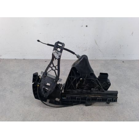 ZAMEK DRZWI PRAWY PRZÓD VOLVO V50 2.0 D 136KM 2.0 D 2004 30663577 30699157   459-46 136 3827 