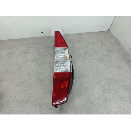LAMPA TYLNA PRAWA FIAT DOBLO I 1.6 16V 1.6 16V 2003 040600999000 103 3195 