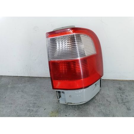 LAMPA TYLNA PRAWA FORD GALAXY II 1.9 TDI 2001 7M5945096F  YM21-13404-CF HELLA B9 115 3605 