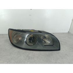 LAMPA PRZÓD PRAWA VOLVO V50 2.0 D 136KM2.0 D200530698886  0301198204  AL426-261363557                                            